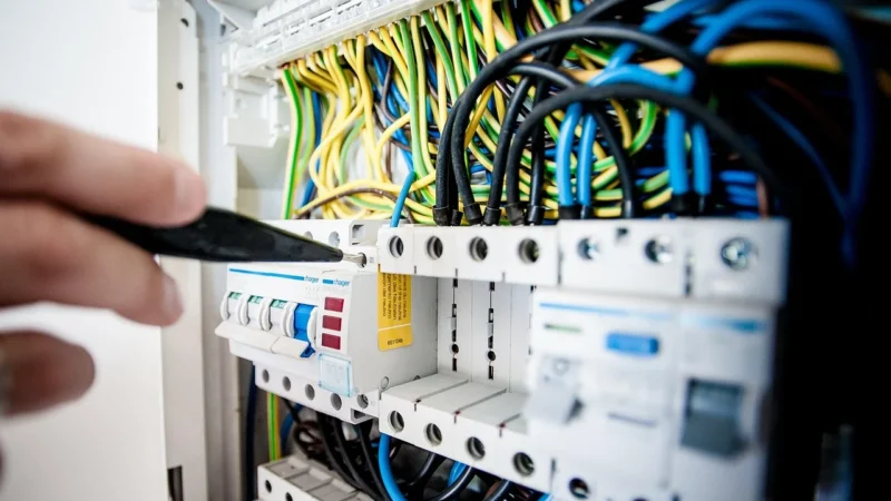 Profesjonalny montaż i konserwacja instalacji elektrycznych
